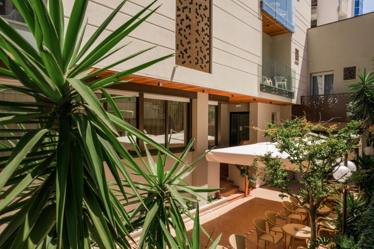 Hotel Cavalli Cattolica Exteriér fotografie